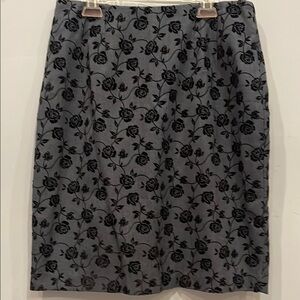 Floral Black and Gray Skirt vintage stylish medium made in the USA